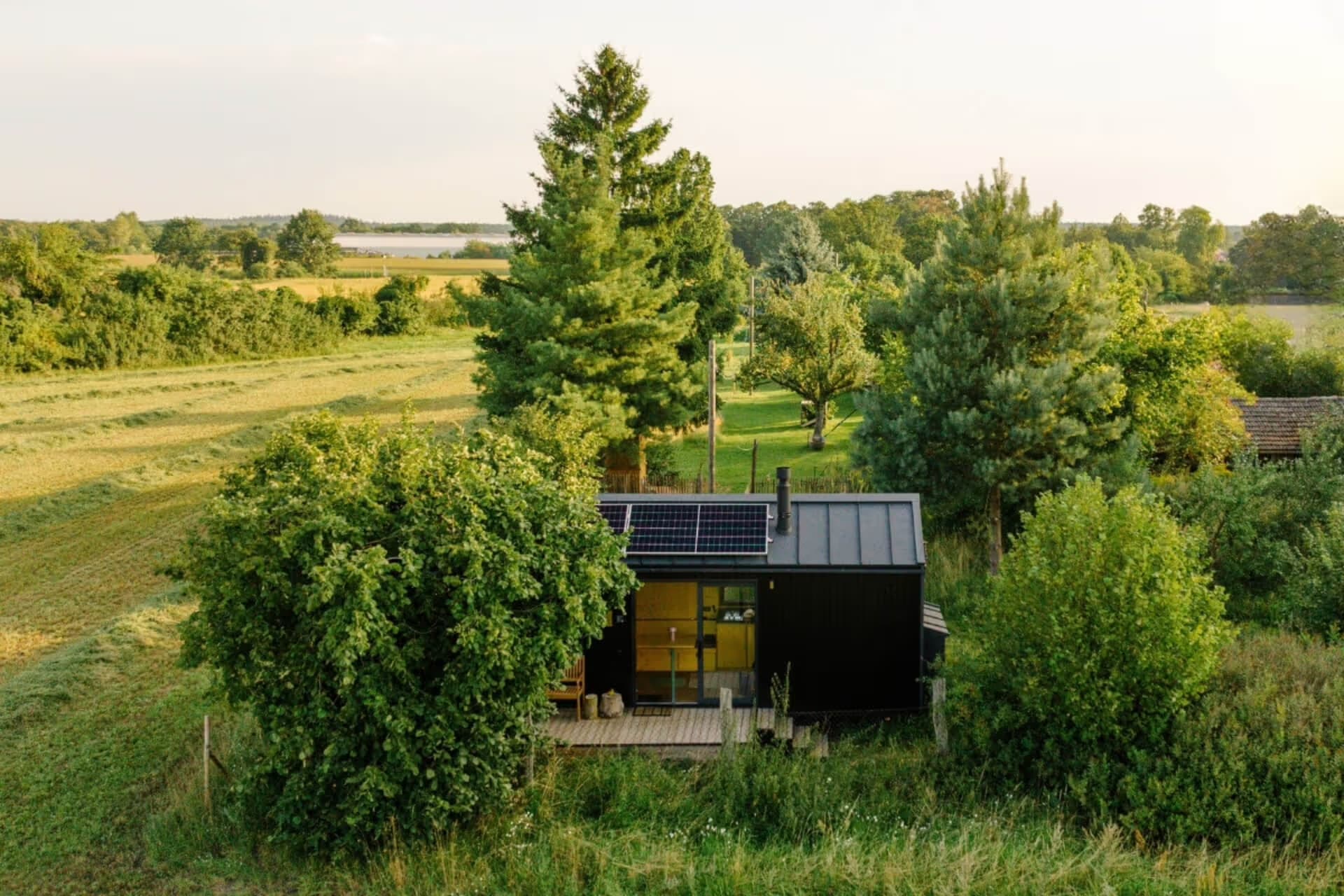 Cabin Max