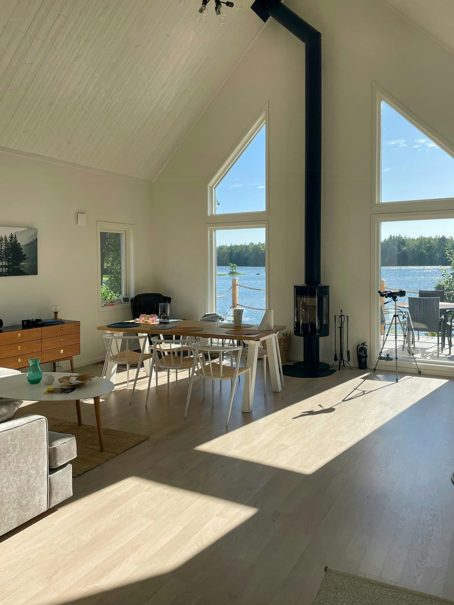 Neu erbautes Ferienhaus am Badesee in Sala
