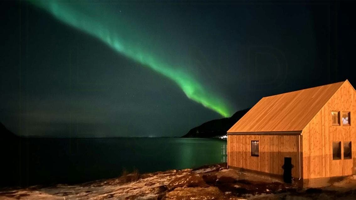 Schöne Hütte mit Sauna und Jacuzzi auf Senja