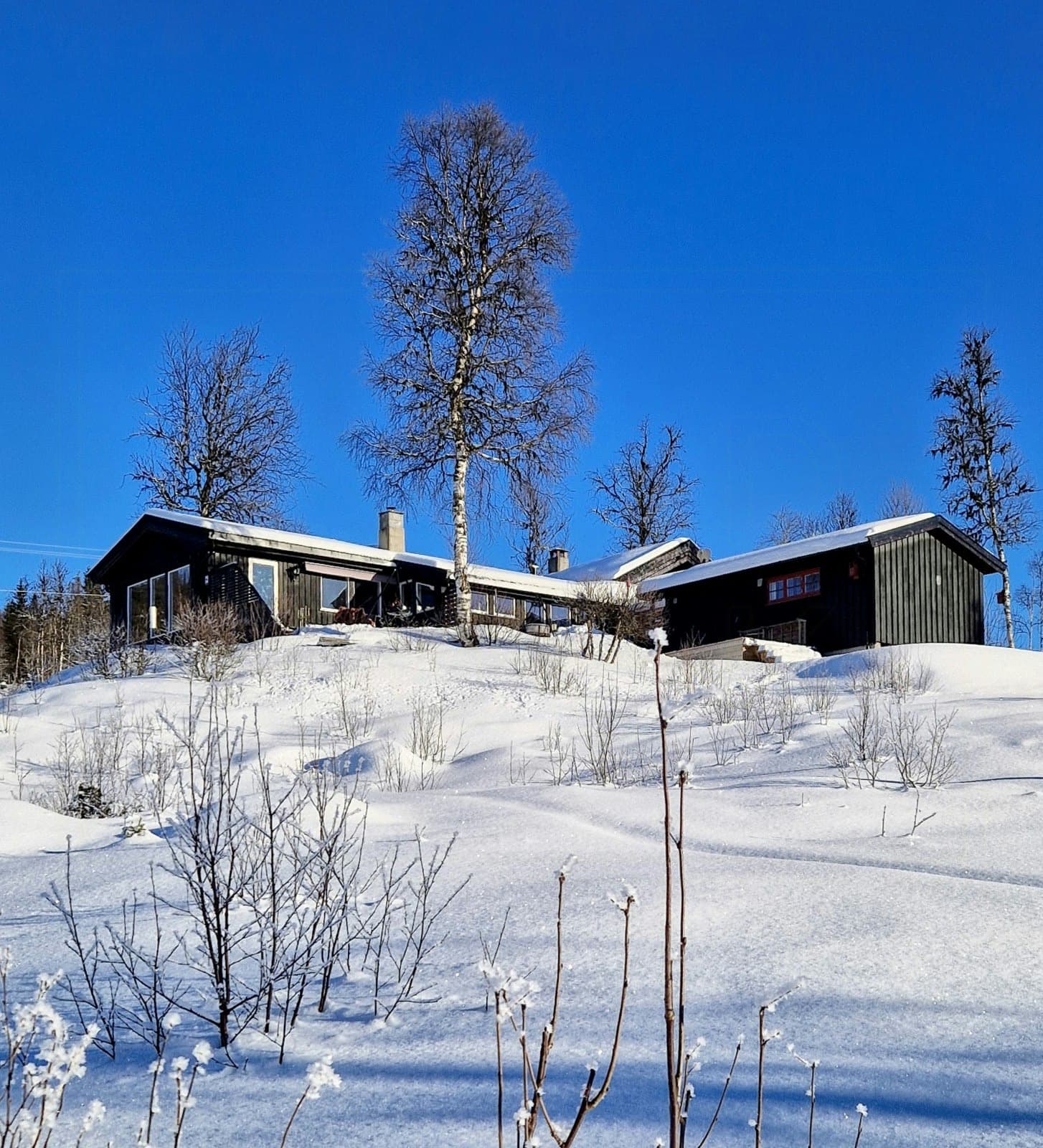 Große, abgeschirmte Hütte mit Spa und Aussicht in Valdres